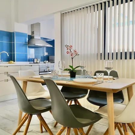 North Coast Apartment *